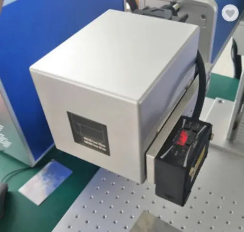 Automatic focusing device of laser marking machine